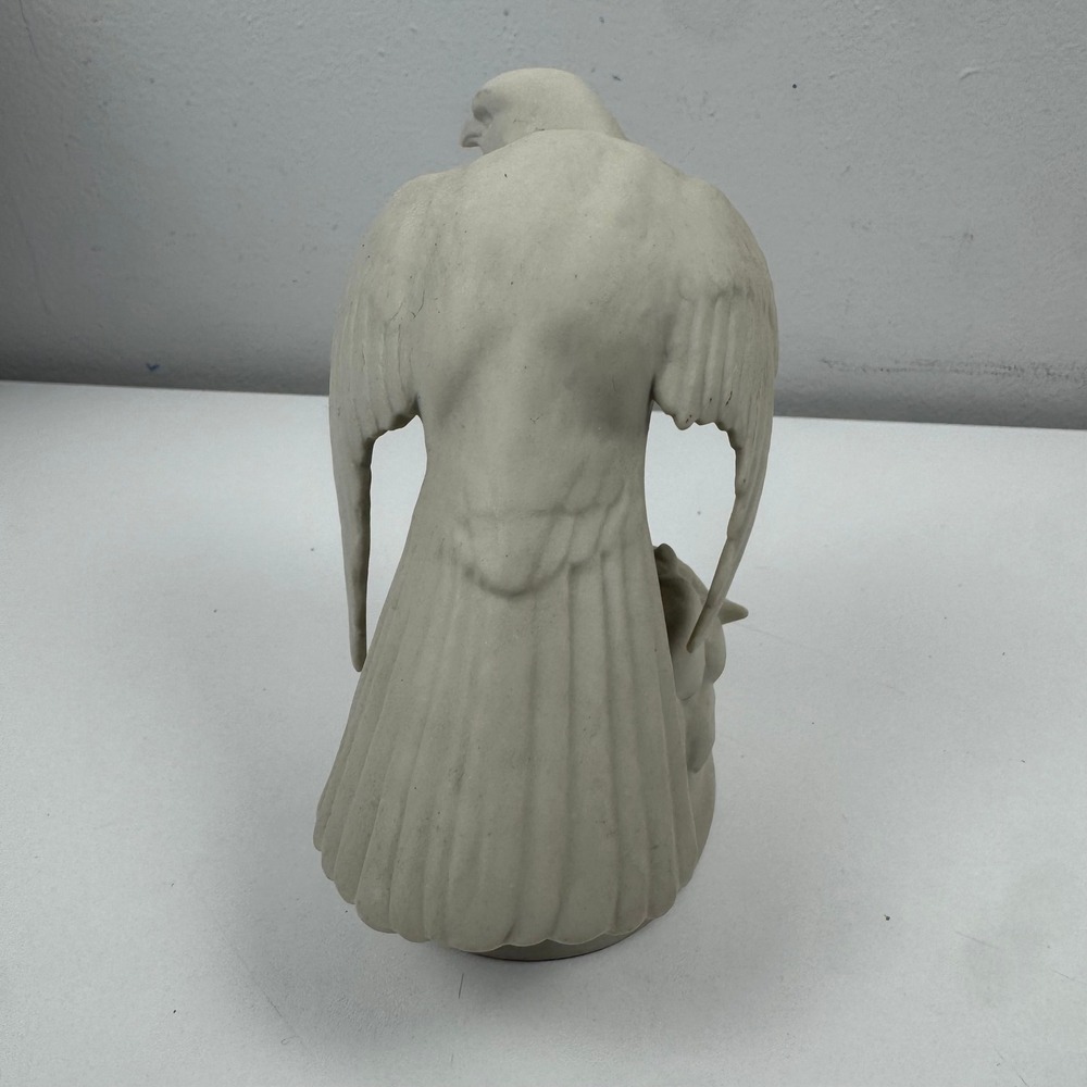 Vtg‎ Bisque Porcelain Falcon Hawk Figurine Made in Spain Bird of Prey Decor - Picture 4 of 14